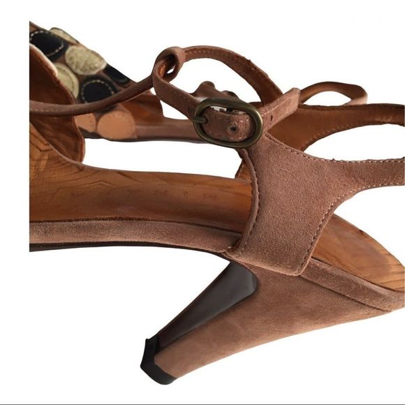 Anthropologie Chie Mihara Quory metallics circle medallion heel Sandals size 6.5 - Picture 13 of 16